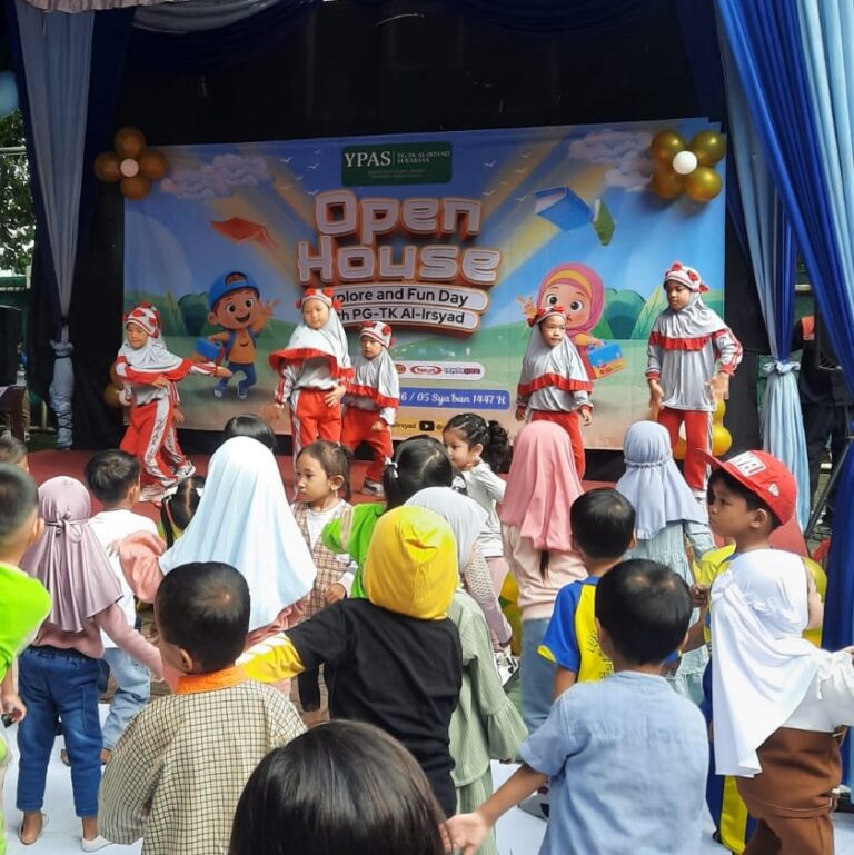 Play Group-TK Al Irsyad Undang Anak-anak PAUD Bermain